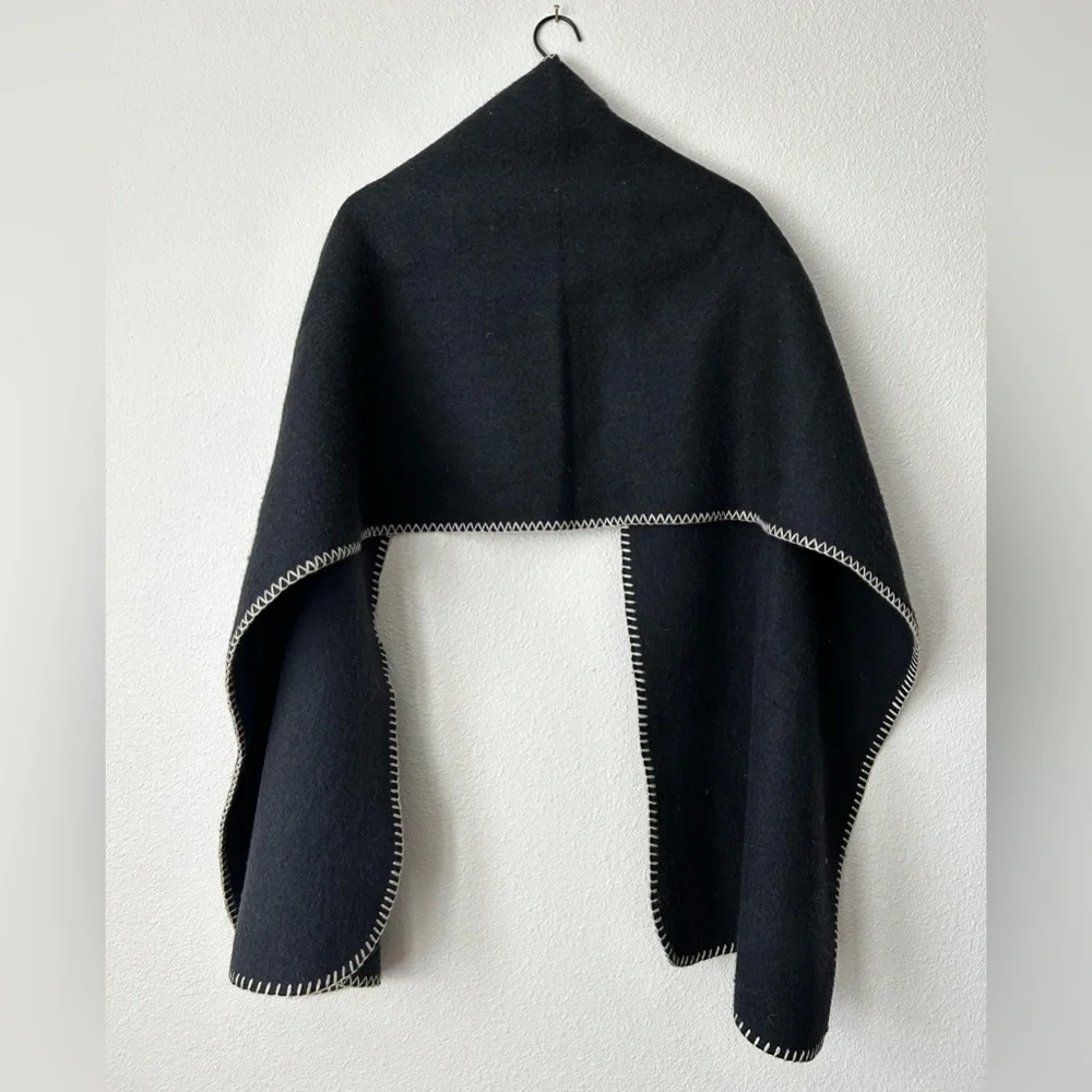 Madewell Blanket-Stitch Scarf - Picture 4 of 6